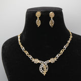 Sohni Floral Necklace Set