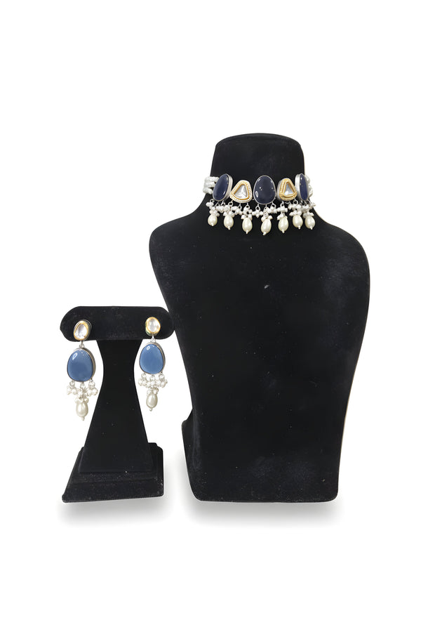 Aasmani Navy Polki Pearl Choker Set - Jewellery set on display stand