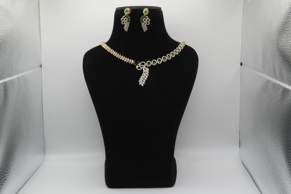 Zamurd Emerald Fern Necklace Set