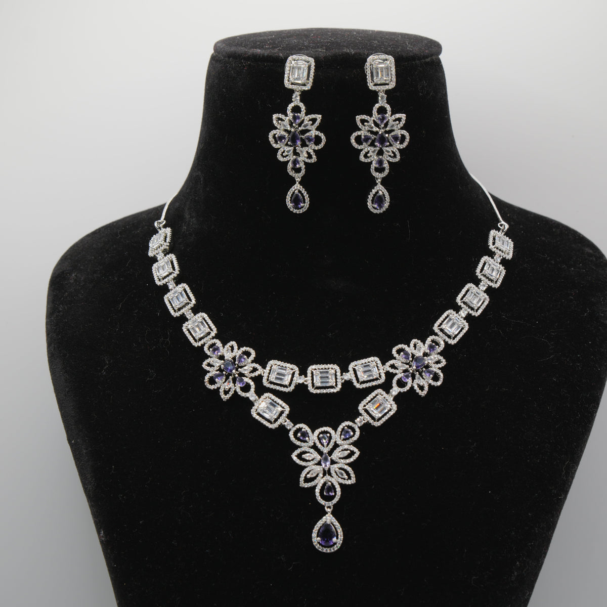 Baigani Amethyst Necklace Set