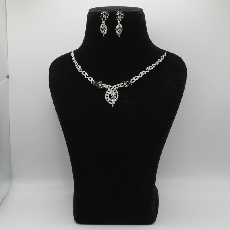 Patti Silver Necklace Set