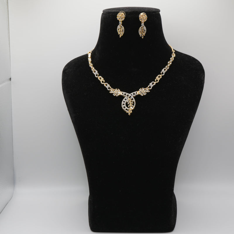 Sohni Floral Necklace Set