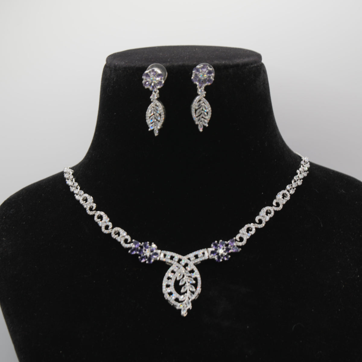 Neeli Tanzanite Floral Necklace Set