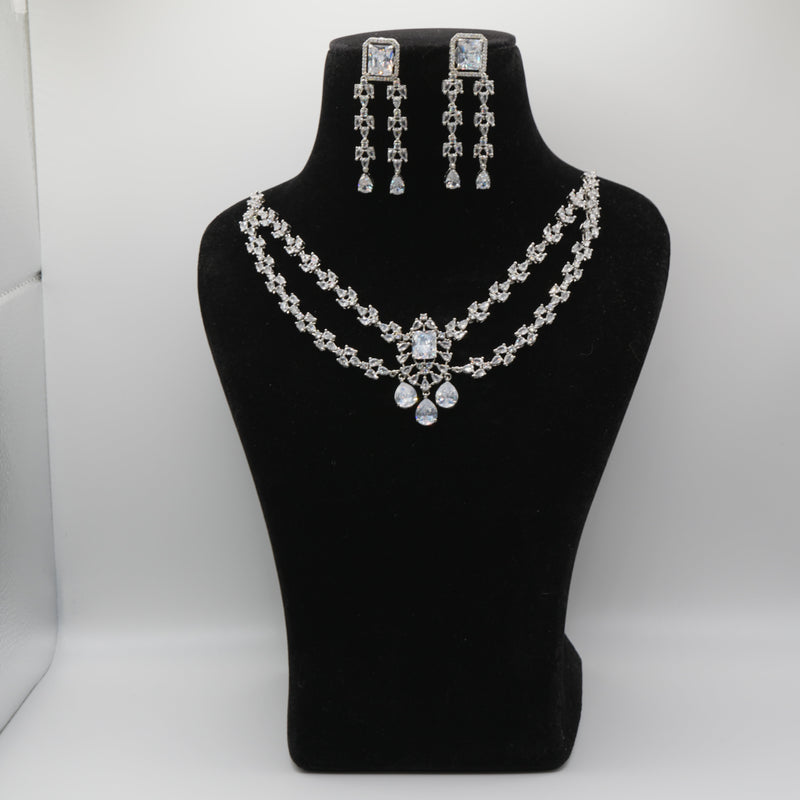 Sohni Silver Victorian Necklace Set