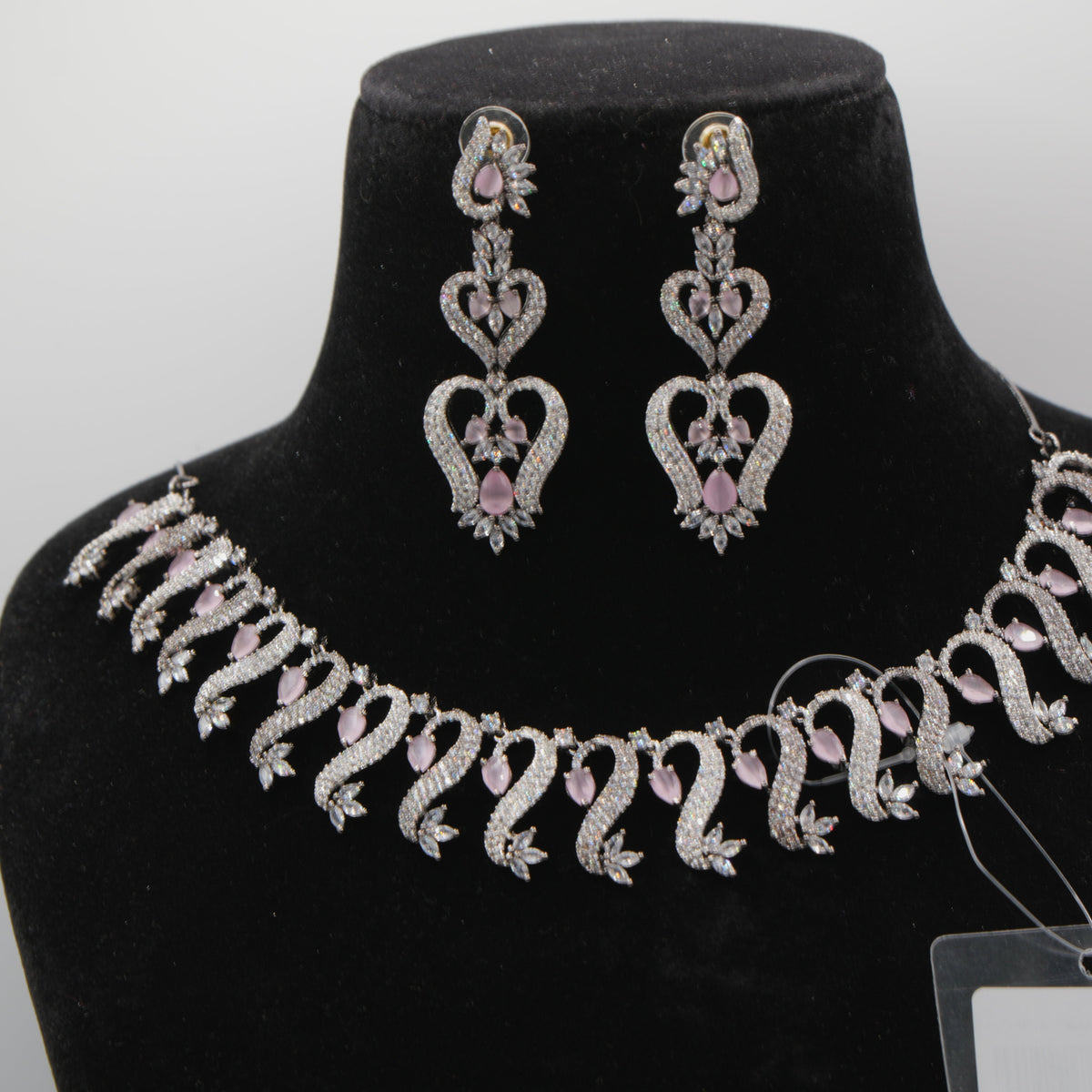 Gulabi Pink Wave Necklace Set