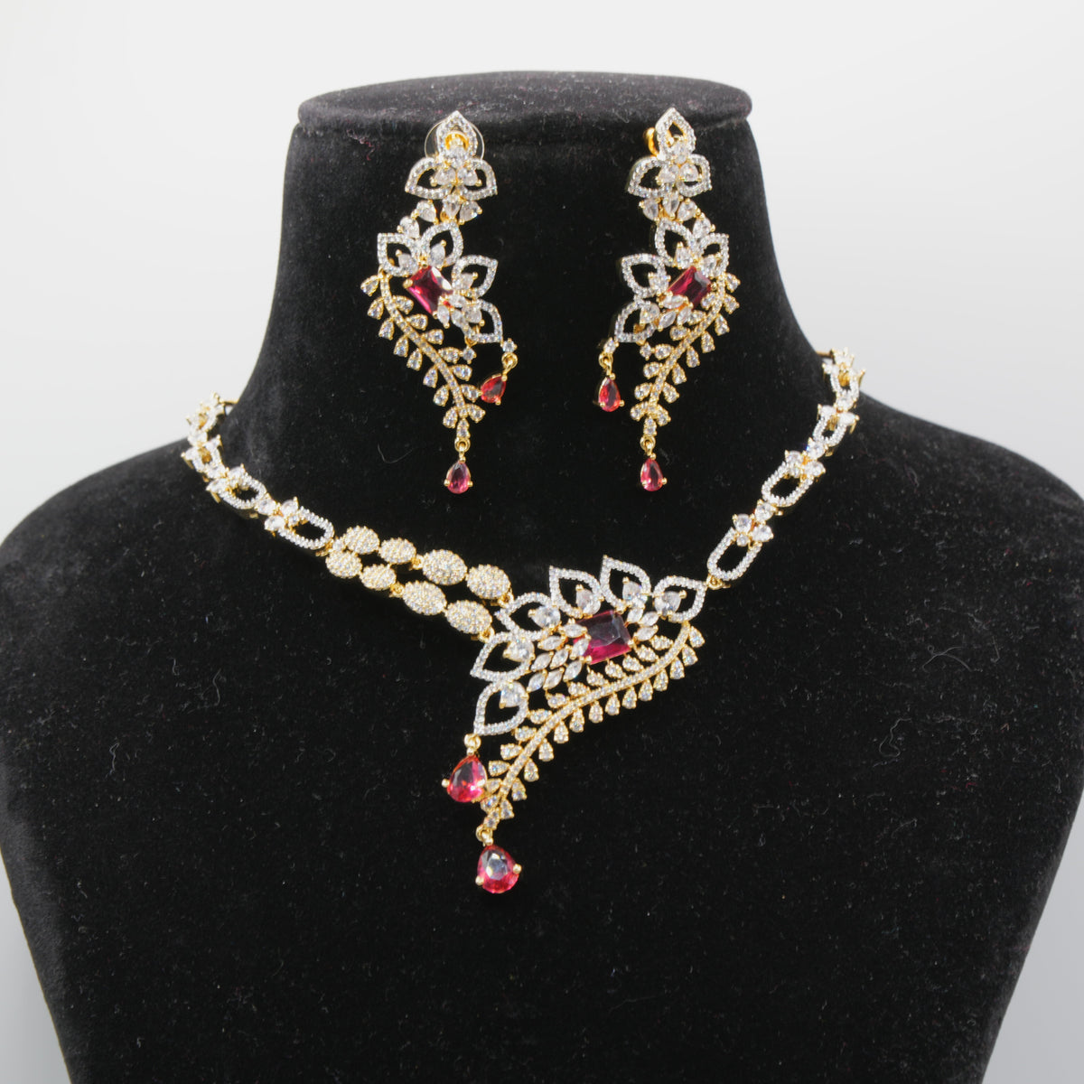 Yakoot Ruby Vine Necklace Set