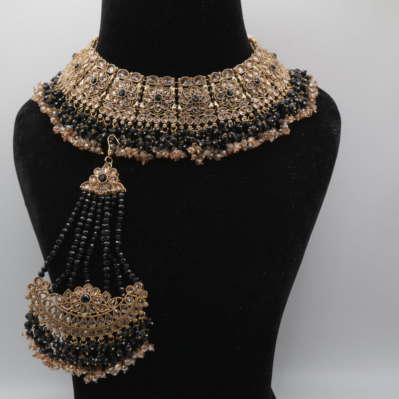 Kaali Black Gold Polki Passa Set