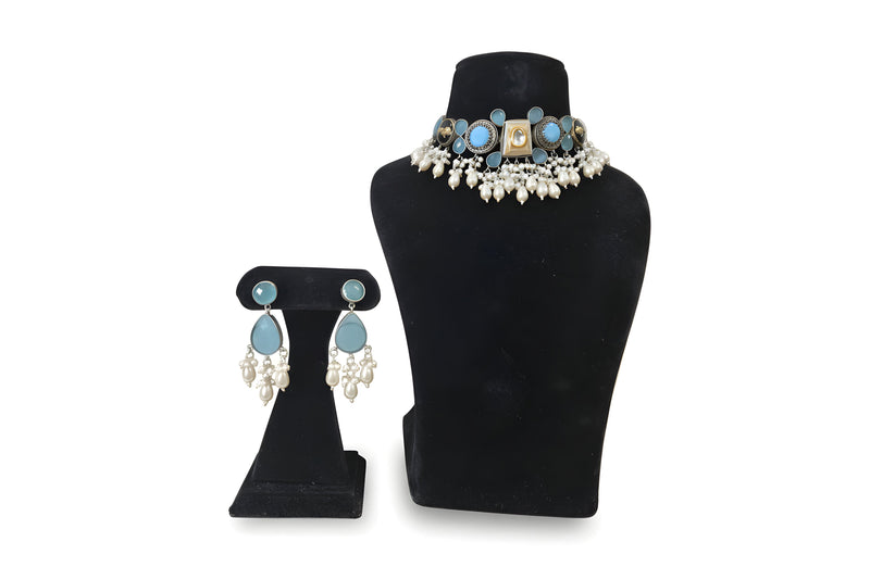 Neelan Aqua Kundan Pearl Choker Set - Jewellery set on display stand